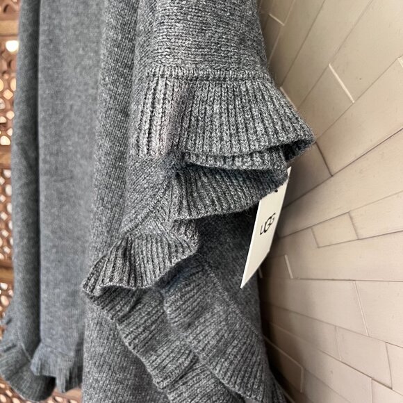 NWT UGG Poncho Sweater Jacey Wool Blend Cowl Turtleneck Gray One Size - Picture 4 of 10